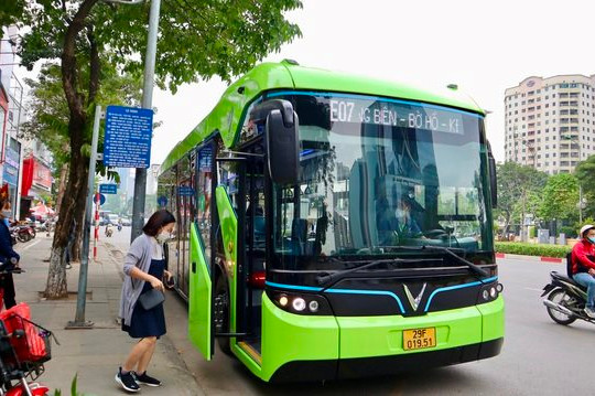 Hà Nội: Mục tiêu đến năm 2050 có 100% xe buýt “xanh”