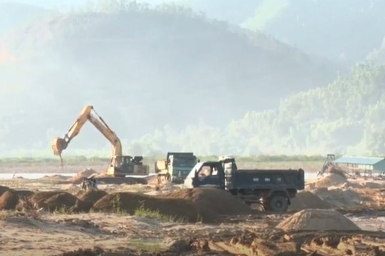 Quảng Nam yêu cầu các địa phương khẩn trương đấu giá quyền khai thác mỏ khoáng sản
