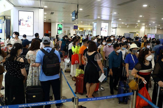 Dự báo ngày cao điểm nhất, sân bay Nội Bài sẽ có gần 600 lượt chuyến bay