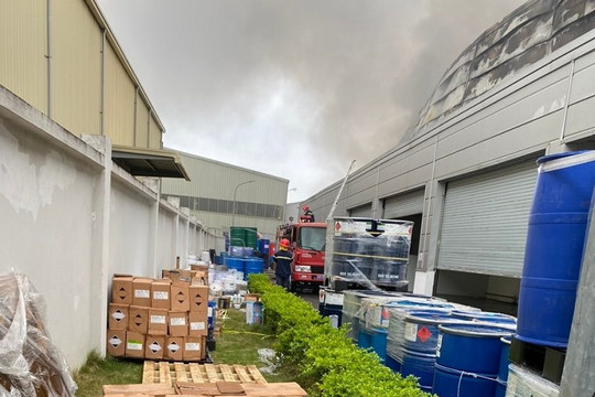 Bắc Ninh: Cháy lớn nhà xưởng Công ty TNHH ESD Korea Vina ngày giáp Tết