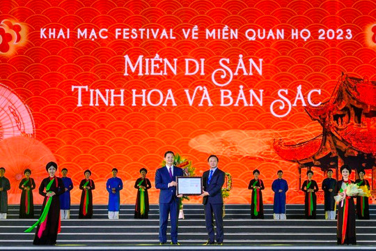 Bắc Ninh: Khai mạc Festival “Về miền Quan họ 2023” thu hút hàng nghìn người tham dự
