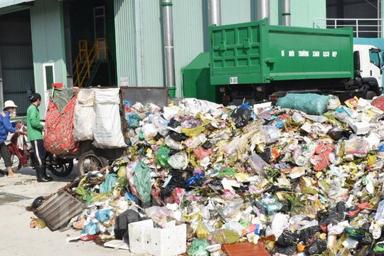 Giải pháp nào xử lý nguồn rác thải đô thị?