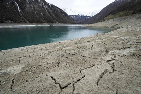 Italy: Mực nước sông Po- con thấp nhất trong 30 năm qua