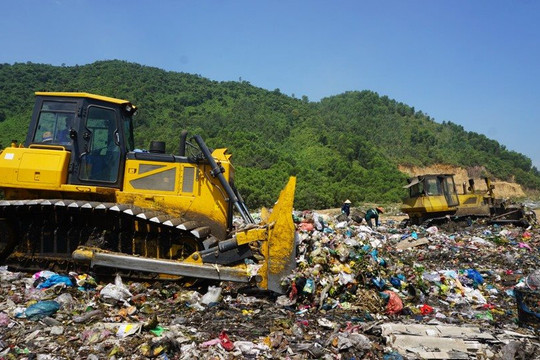 Đà Nẵng: Vận hành bãi rác Khánh Sơn liên tục, an toàn