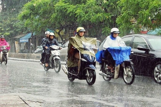 Dự báo thời tiết Hà Nội ngày 10/5: Hà Nội mưa rào rải rác, gió giật mạnh