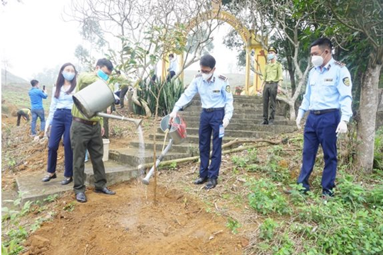 Lạng Sơn: Công an huyện Chi Lăng phối hợp phát động tết trồng cây tại xã Quan Sơn