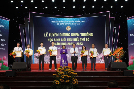 Hà Nội dẫn đầu cả nước trong kỳ thi học sinh giỏi quốc gia và quốc tế