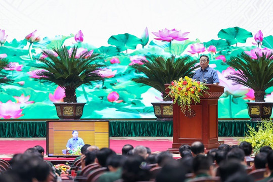 Thủ tướng Phạm Minh Chính: Phát huy tinh thần 3 không về quân sự, quốc phòng