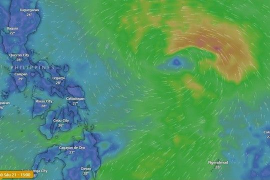 Philippines: Áp thấp nhiệt đới ngoài khơi mạnh lên thành bão