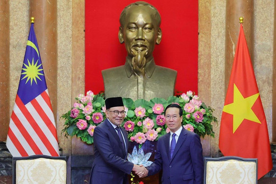 Chủ tịch nước Võ Văn Thưởng tiếp Thủ tướng Malaysia