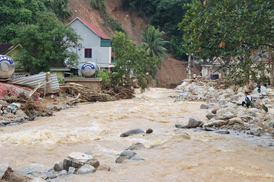Yên Bái: Chủ động các phương án ứng phó với mưa dông, lốc