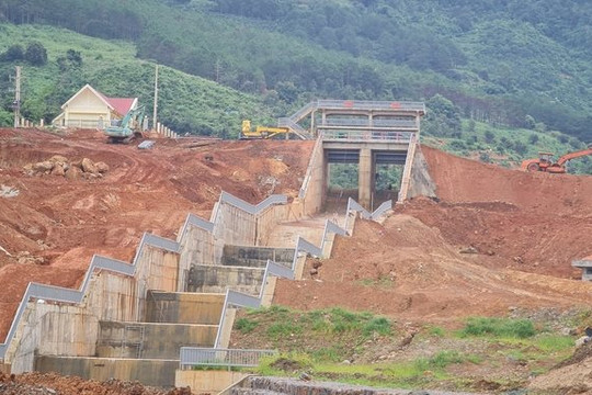 Lâm Đồng yêu cầu đánh giá tất cả công trình hồ đập