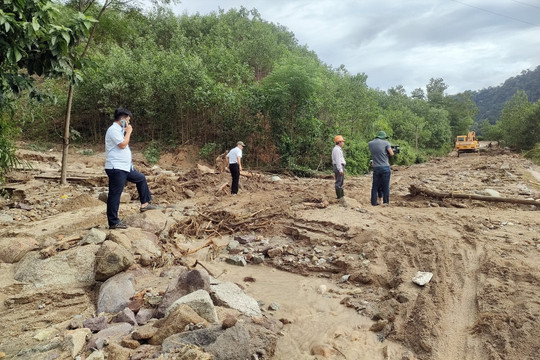 Quảng Nam tập trung giảm thiệt hại do sạt lở đất và lũ quét