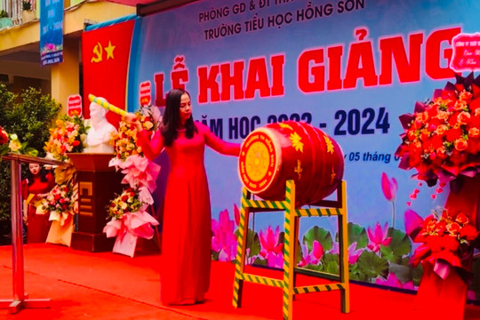 Nghệ An: Tưng bừng tổ chức lễ khai giảng chào đón năm học mới 2023 - 2024.