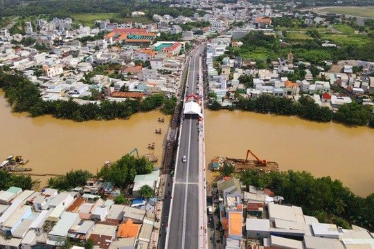 Cầu Long Kiểng ở TP. Hồ Chí Minh chính thức được thông xe sau 22 năm chờ đợi