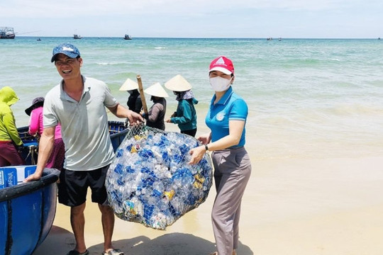 Quảng Nam nhân rộng các điểm du lịch “nói không” với rác thải