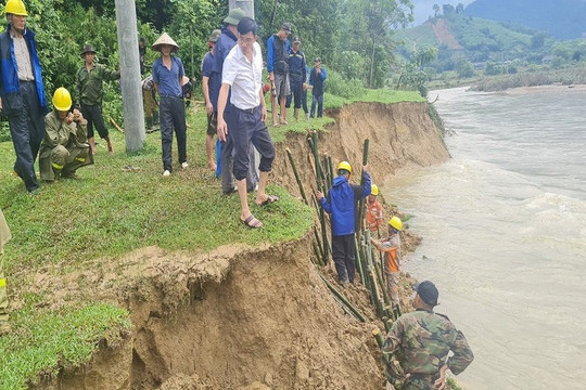 Nghệ An: Cảnh báo hàng trăm điểm nguy cơ sạt lở núi ảnh hưởng đến cuộc sống người dân