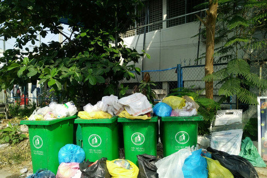 TP. Hồ Chí Minh trong công tác bảo vệ môi trường với vấn đề rác thải nhựa 