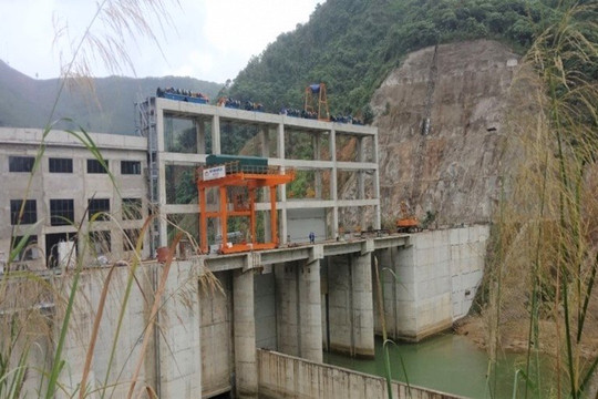 Chủ đầu tư nhà máy Thủy điện Nậm Lúc tại Lào Cai bị phạt hơn 350 triệu đồng do mắc nhiều sai phạm