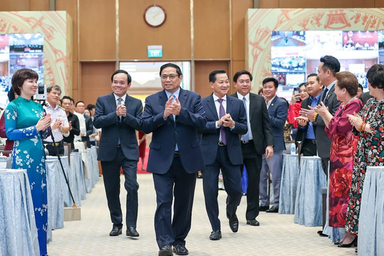 Thường trực Chính phủ gặp mặt đại diện giới doanh nhân Việt Nam, Thủ tướng Phạm Minh Chính chủ trì 