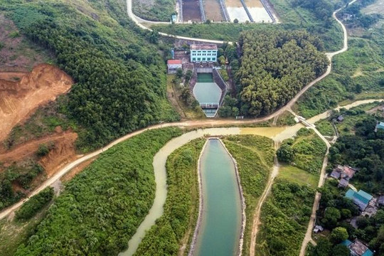Nguồn nước cấp cho nhà máy nước Sông Đà trước nguy cơ ô nhiễm