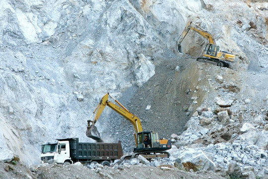 Tăng cường quản lý việc khai thác khoáng sản làm vật liệu xây dựng thông thường
