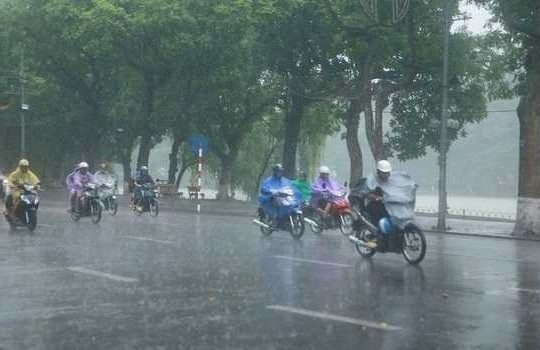 Dự báo thời tiết Hà Nội ngày 13/11: Nhiều mây, có mưa rào và rải rác có dông