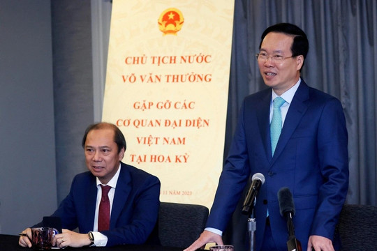 Chủ tịch nước Võ Văn Thưởng gặp mặt lãnh đạo, cán bộ các cơ quan đại diện Việt Nam tại Hoa Kỳ