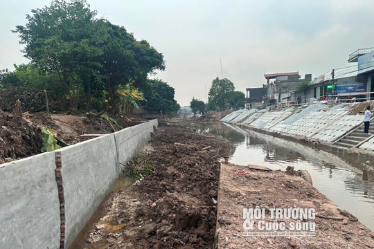 Vũ Thư - Thái Bình: Nạo vét kênh Bồng Tiên nhiều ngôi nhà bị sụt lún, người dân sống thấp thỏm, lo sợ