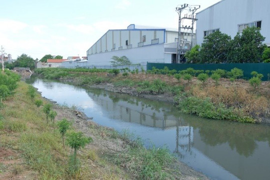 Kiểm tra loạt doanh nghiệp ở Hải Dương có hoạt động xả nước thải vào hệ thống Bắc Hưng Hải