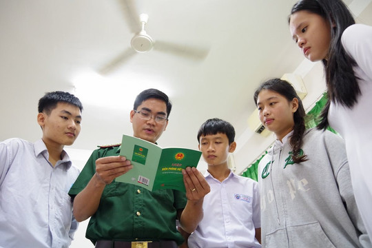 Lan tỏa Cuộc thi trực tuyến “ Tìm hiểu Luật Biên phòng Việt Nam” đến cán bộ, chiến sĩ các tầng lớp nhân dân và học sinh, sinh viên