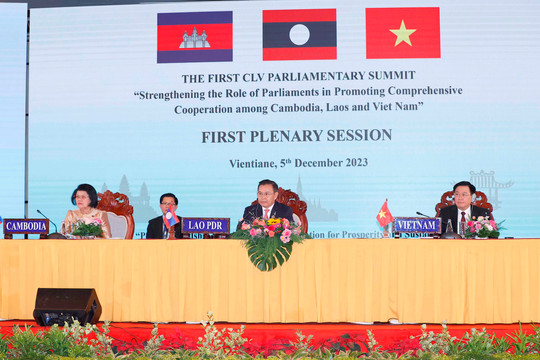 Khai mạc Phiên toàn thể đầu tiên của Hội nghị cấp cao Quốc hội ba nước Cam-pu-chia – Lào – Việt Nam (CLV) lần thứ nhất