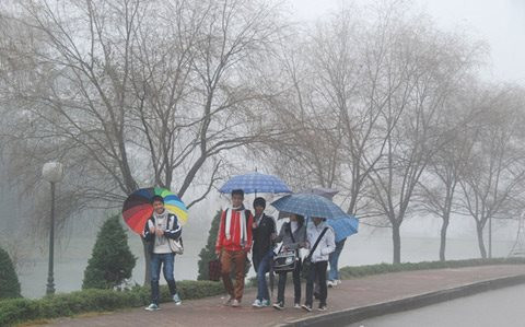 Dự báo thời tiết Hà Nội ngày 6/12/2023: Có mưa nhỏ, trời rét