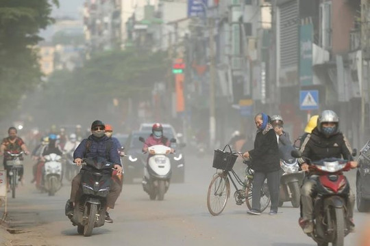 Ô nhiễm Bụi Mịn ở Hà Nội và TP. Hồ Chí Minh