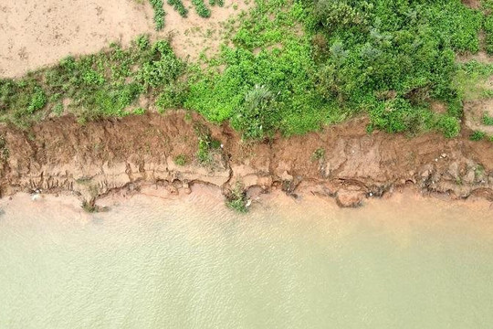 Quảng Trị dành 120 tỷ đồng khắc phục sạt lở bờ sông, đê bị hư hỏng