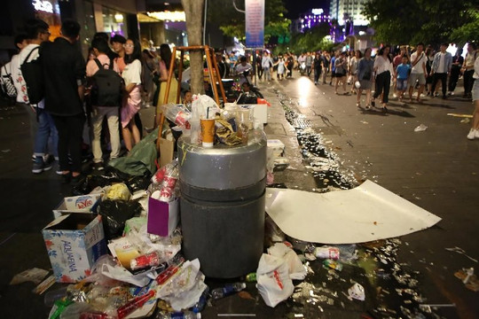 TP.HCM: Tránh tình trạng lễ hội xong là thấy "bãi rác"