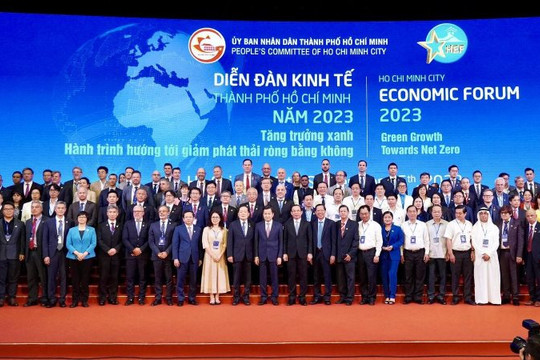 TP. Hồ Chí Minh: Cân bằng phát triển kinh tế với bảo vệ môi trường