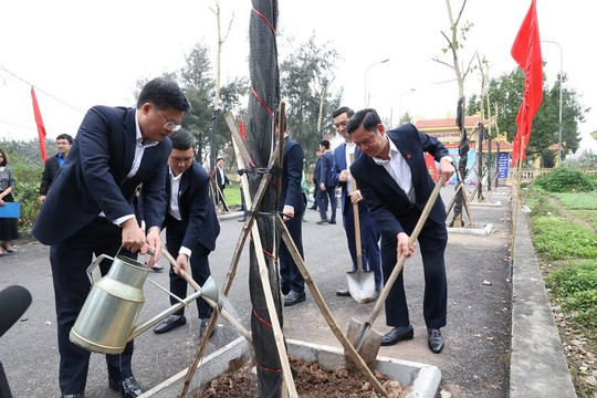 Bắc Ninh phát động Tết trồng cây “Đời đời nhớ ơn Bác Hồ” Xuân Giáp Thìn năm 2024
