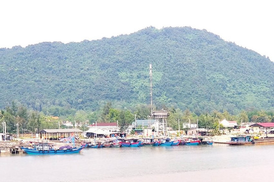 Thừa Thiên - Huế: Huyện Phú Lộc sớm nạo vét, khơi thông luồng cửa Lạch Giang