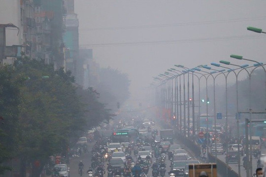 Hà Nội ô nhiễm không khí cao nhất thế giới, người dân hạn chế ra ngoài