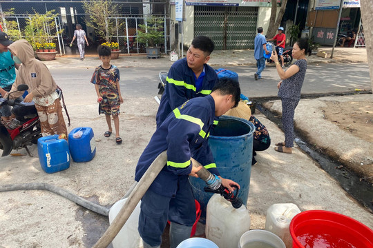 Bình Thuận đối mặt với tình trạng hạn hán, thiếu nước sinh hoạt