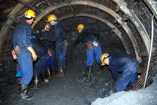 Quảng Ninh: Cháy khí metan trong hầm lò, 4 công nhân thiệt mạng