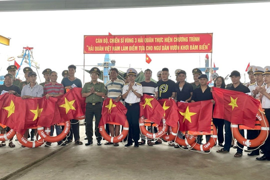 Ngư dân Đà Nẵng tích cực hợp tác chống khai thác IUU
