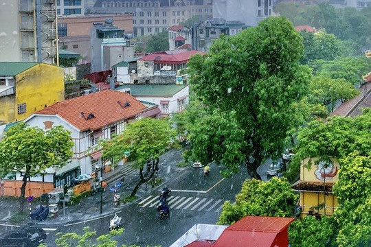 Dự báo thời tiết Hà Nội ngày 8/4/2024: Bắc Bộ mưa rào rải rác