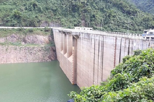Đà Nẵng đề nghị Bộ Tài nguyên và Môi trường chỉ đạo xả nước hợp lý từ các hồ chứa thủy điện bảo đảm cấp nước cho hạ du trong mùa cạn