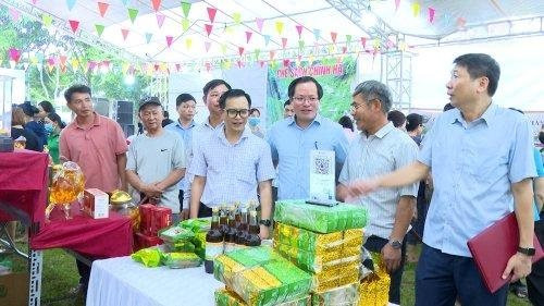 Khai mạc "Phiên chợ thực phẩm an toàn" tỉnh Thanh Hoá năm 2024