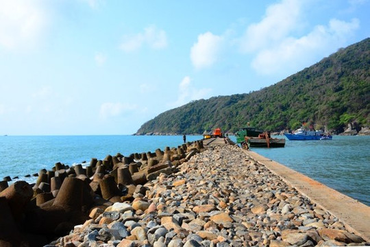 Xây dựng bến cảng Hòn Khoai của tỉnh Cà Mau trở thành cảng biển lớn nhất đồng bằng sông Cửu Long