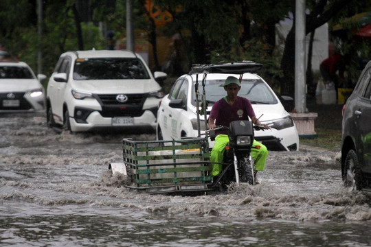 Philippines: Gần 27.000 người bị ảnh hưởng bởi cơn bão đầu tiên trong năm