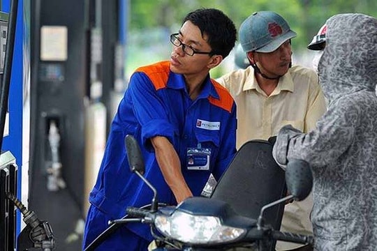 Giá xăng, dầu đồng loạt giảm