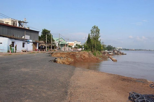 Bộ NN&PTNT xây dựng đề án “Phòng chống sụt lún đất, sạt lở bờ sông, bờ biển, ngập úng, hạn hán, xâm nhập mặn vùng ĐBSCL”